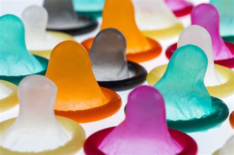 Blowjob ohne Kondom gegen Aufpreis Erotik Massage Les Avanchets
